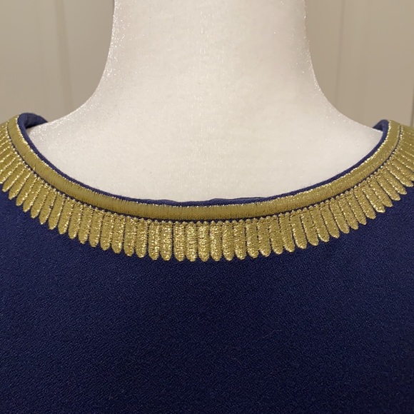 Aubra Shift Dress - Picture 4 of 5